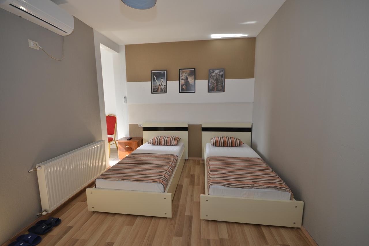 Hotel Veri Peshkopi 외부 사진