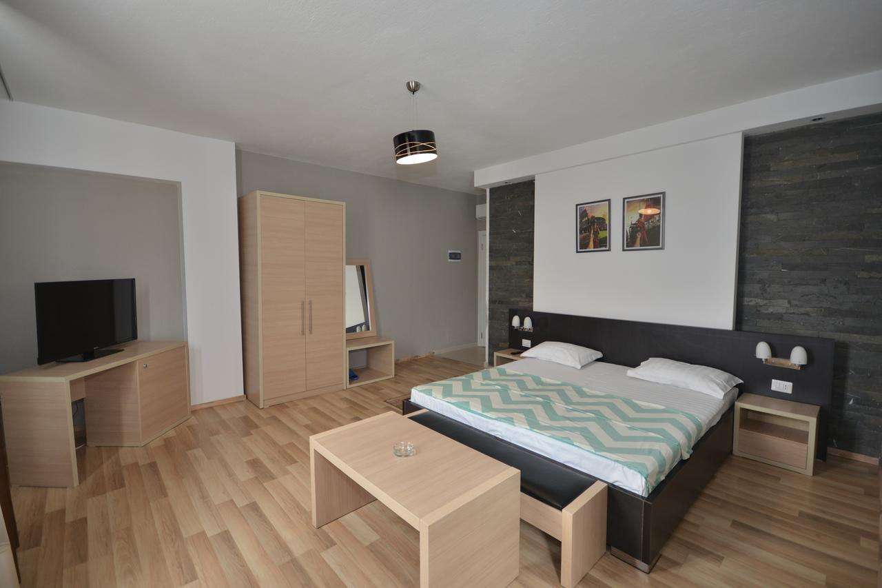 Hotel Veri Peshkopi 외부 사진